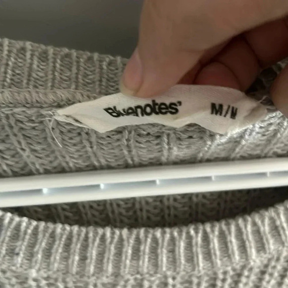 Classic Knit  Sweater - Picture 2 of 2